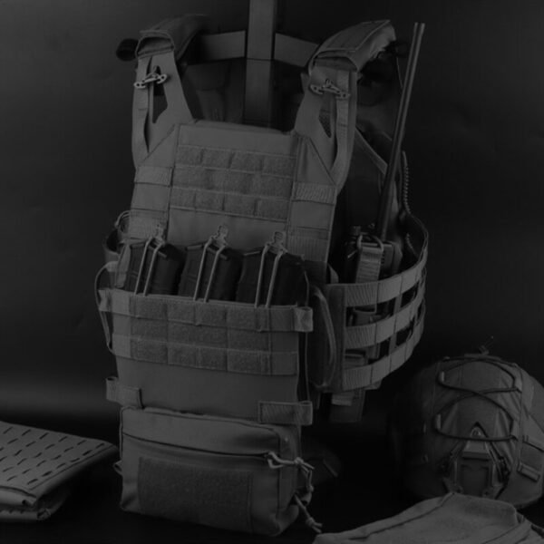 R Series JPC 3.0 Assault Tactical Set, Quick-Release, for Airsoft & Hunting, with Pouch. - Image 8